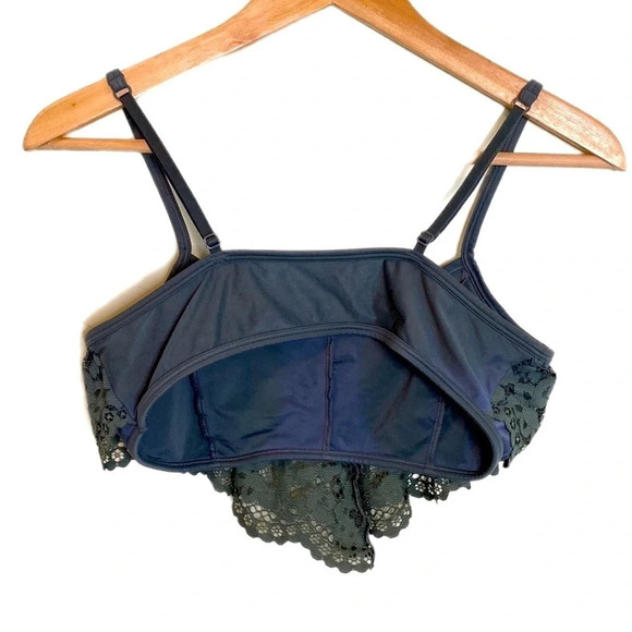 🌸Victoria Secret green lace bralette - Picture 4 of 9